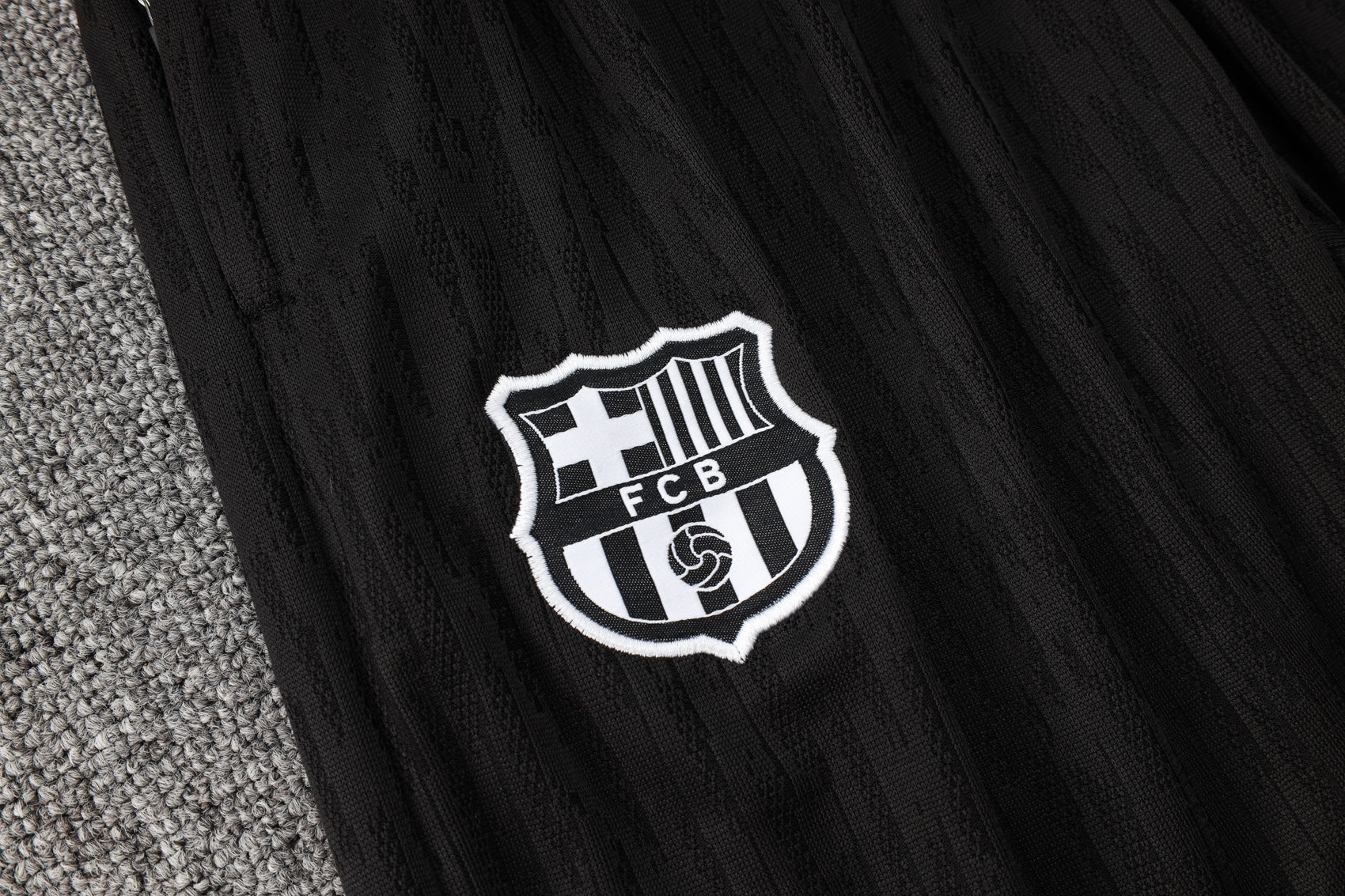 CONJUNTO DE TREINO BARCELONA VERSÃO JOGADOR B942 24/25