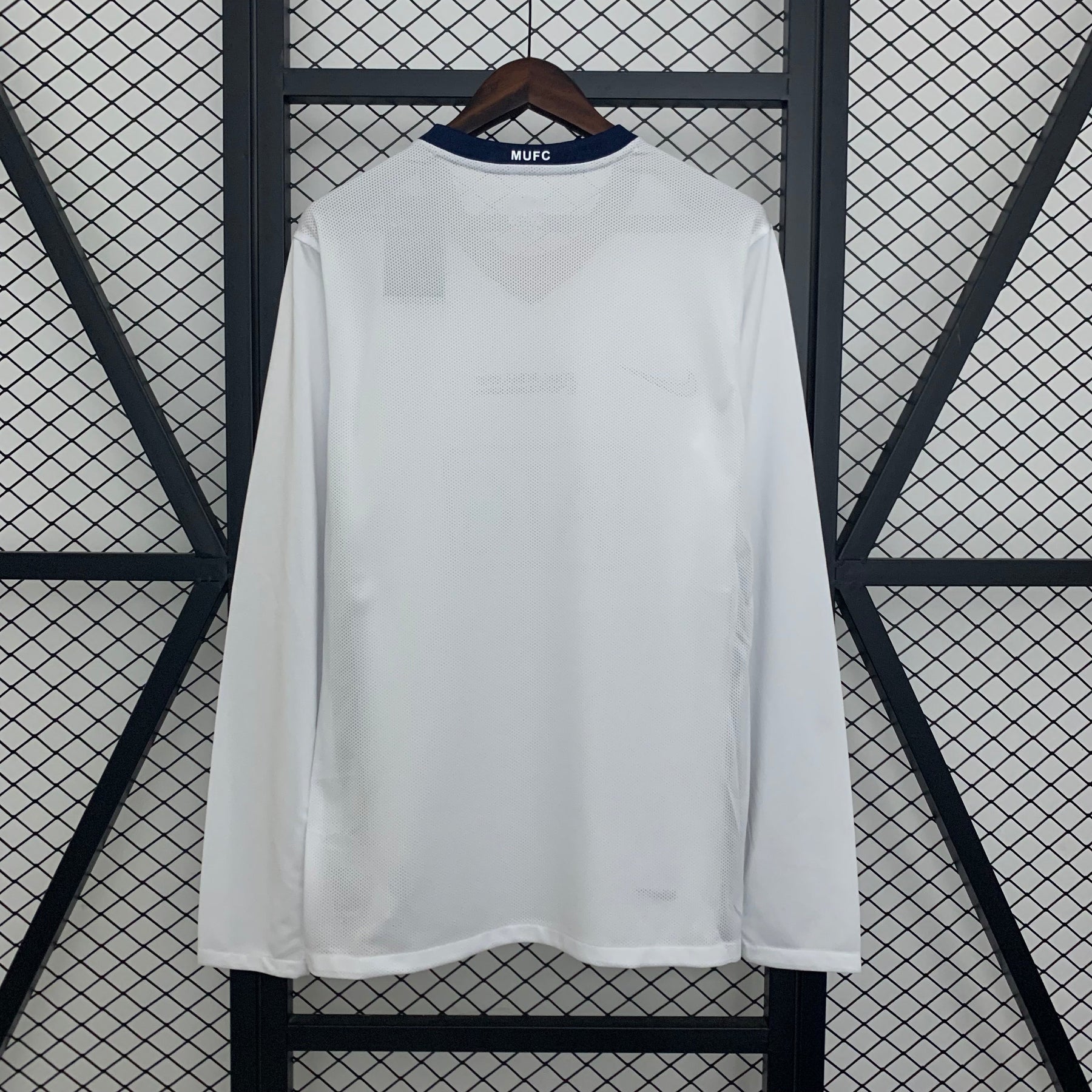 CAMISA RETRÔ MANGA LONGA MANCHESTER UNITED AWAY 08/09