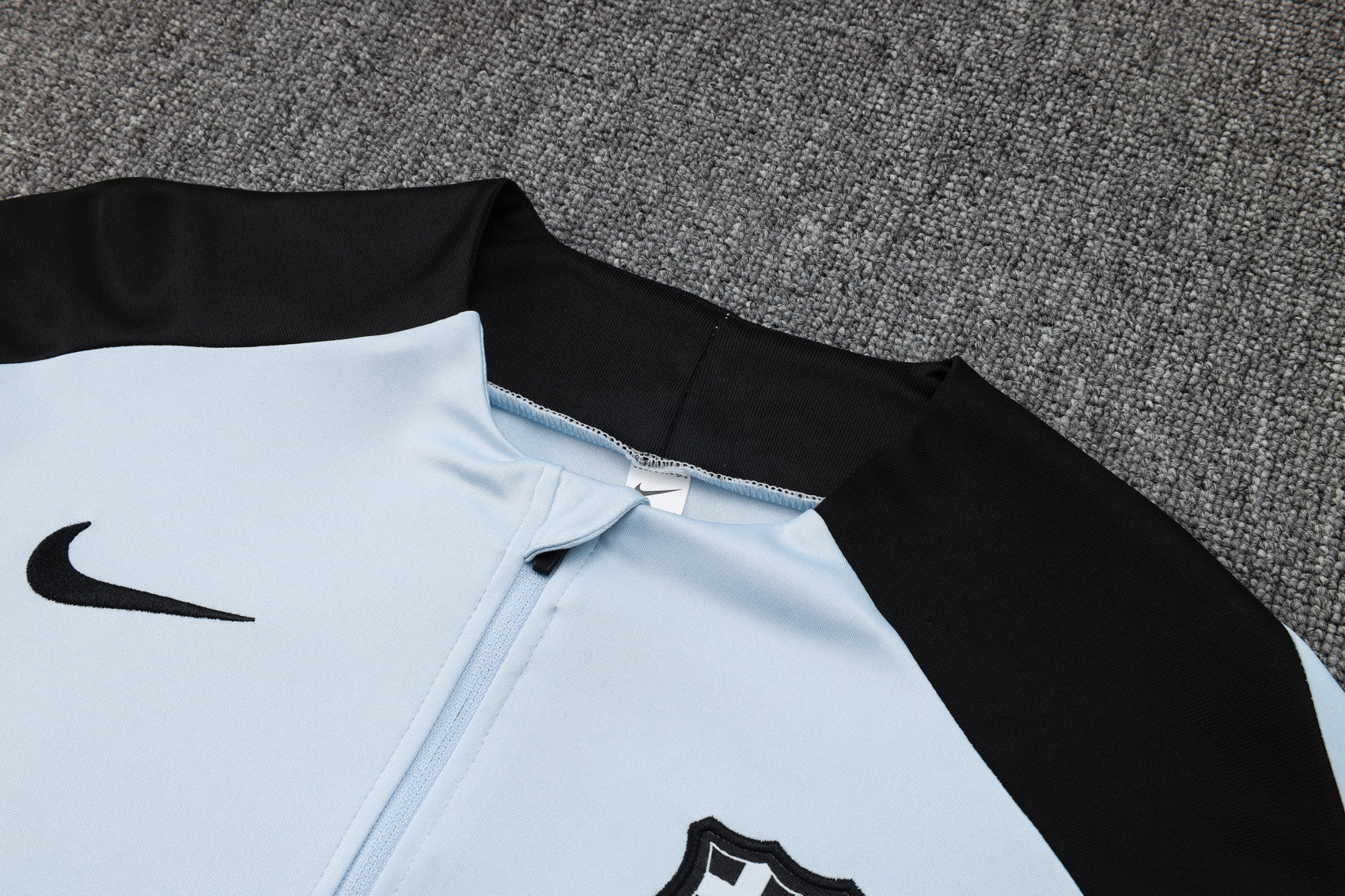 CONJUNTO DE TREINO BARCELONA B843 24/25