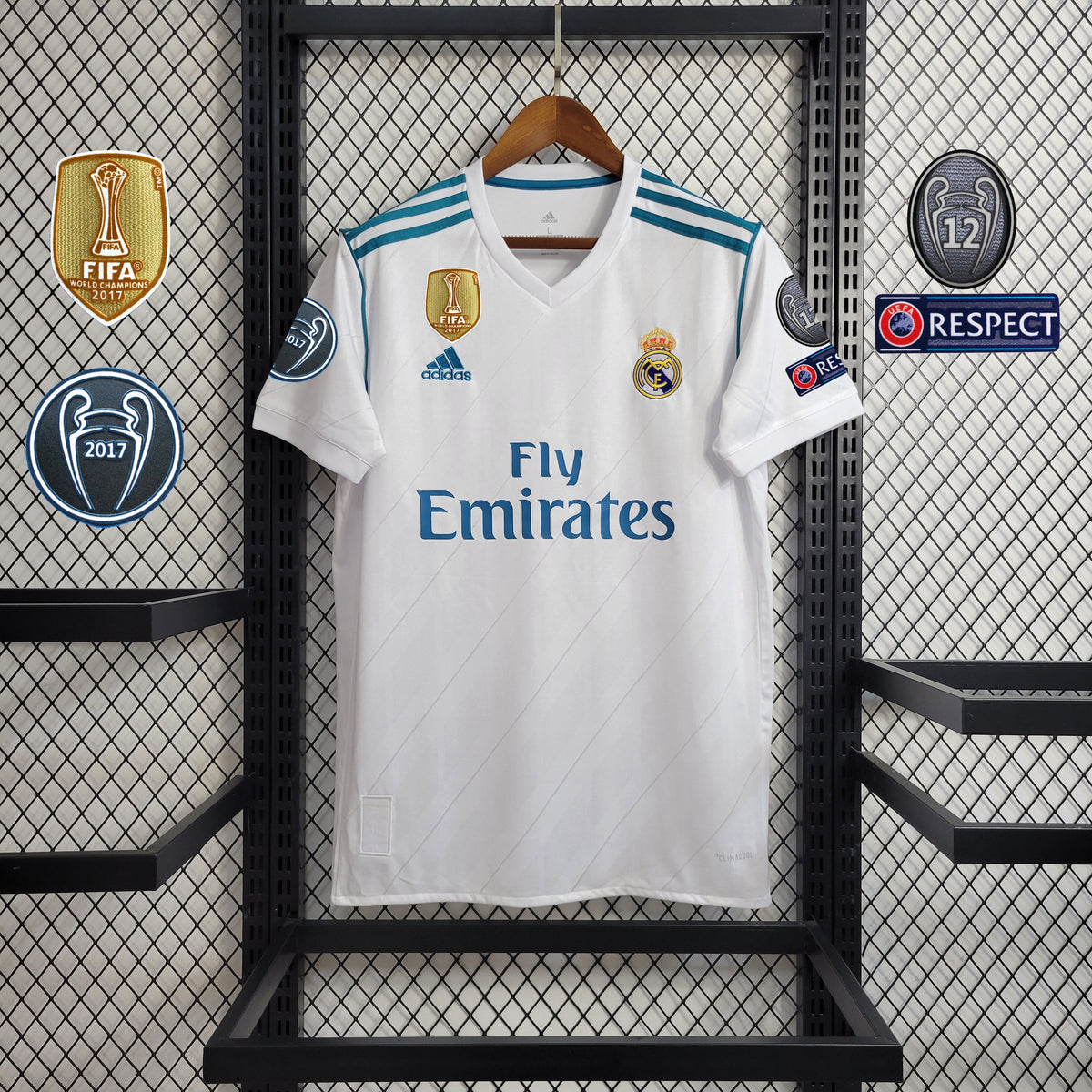CAMISA RETRÔ REAL MADRID HOME 17/18