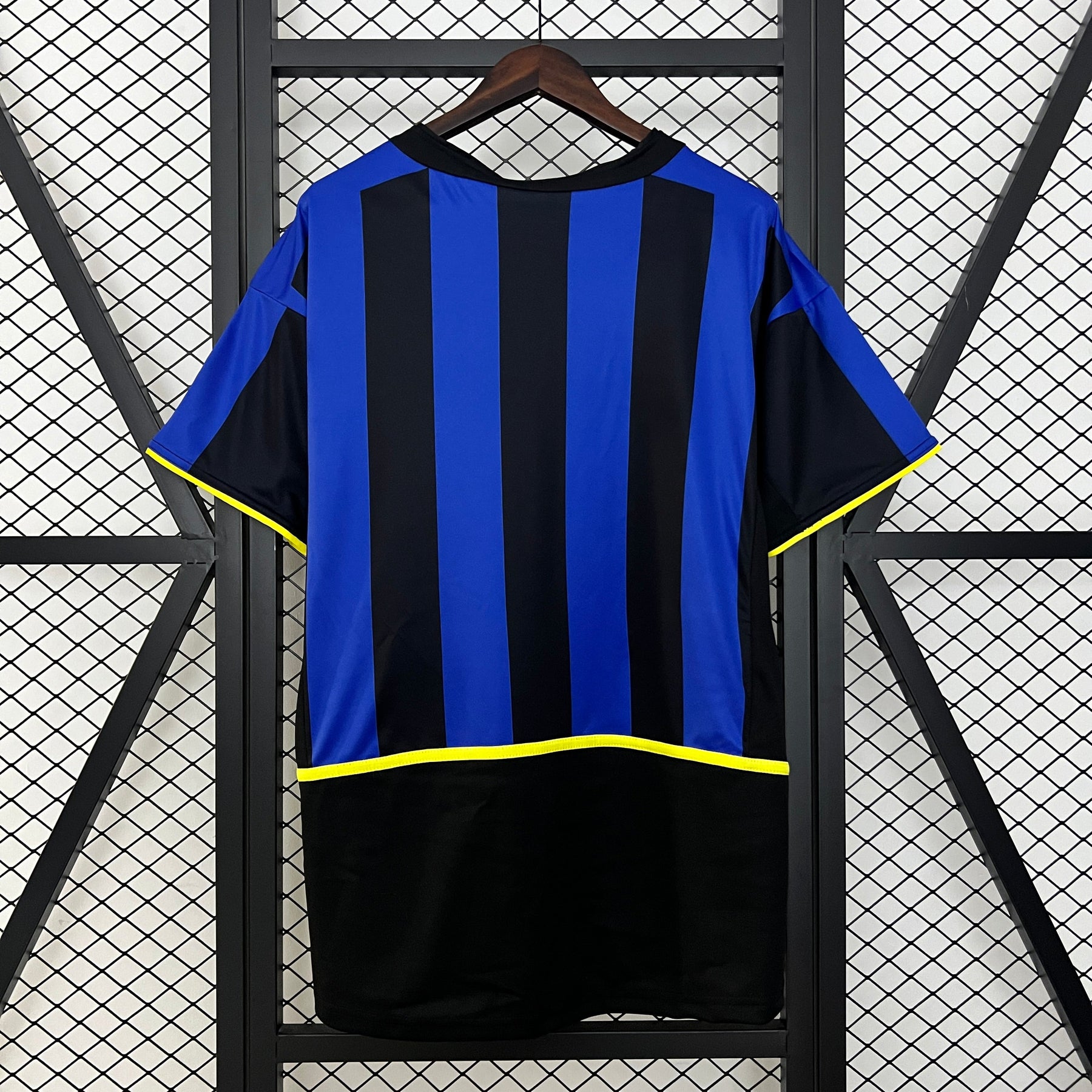 CAMISA RETRÔ INTER DE MILÃO HOME 02/03