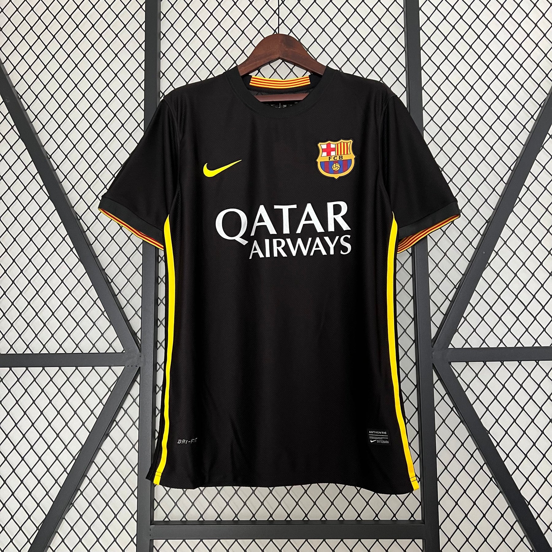 CAMISA RETRÔ BARCELONA THIRD 13/14