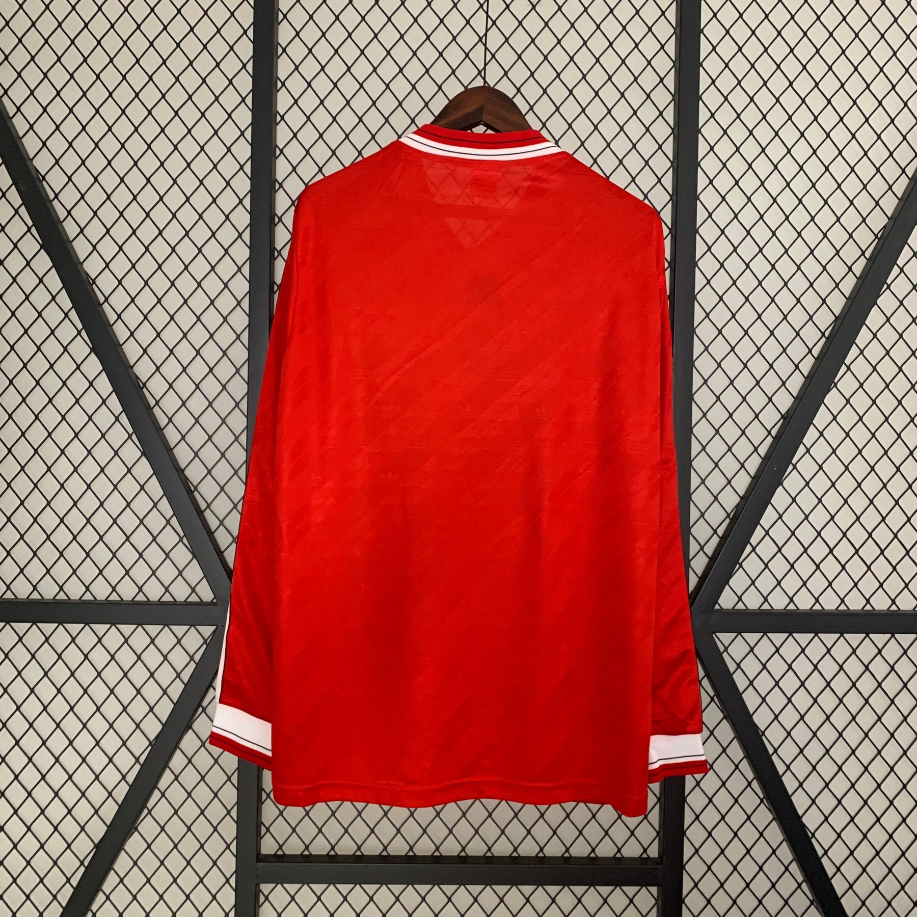 CAMISA RETRÔ MANCHESTER UNITED HOME MANGA LONGA 86/88