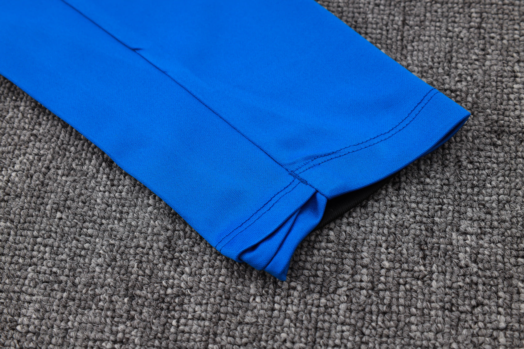 CONJUNTO DE TREINO BARCELONA B822 24/25