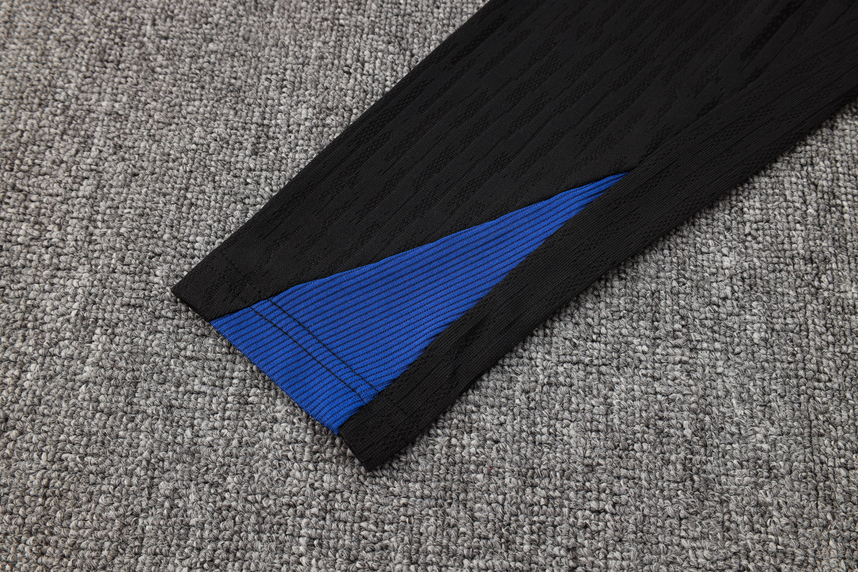 CONJUNTO DE TREINO BARCELONA VERSÃO JOGADOR B942 24/25