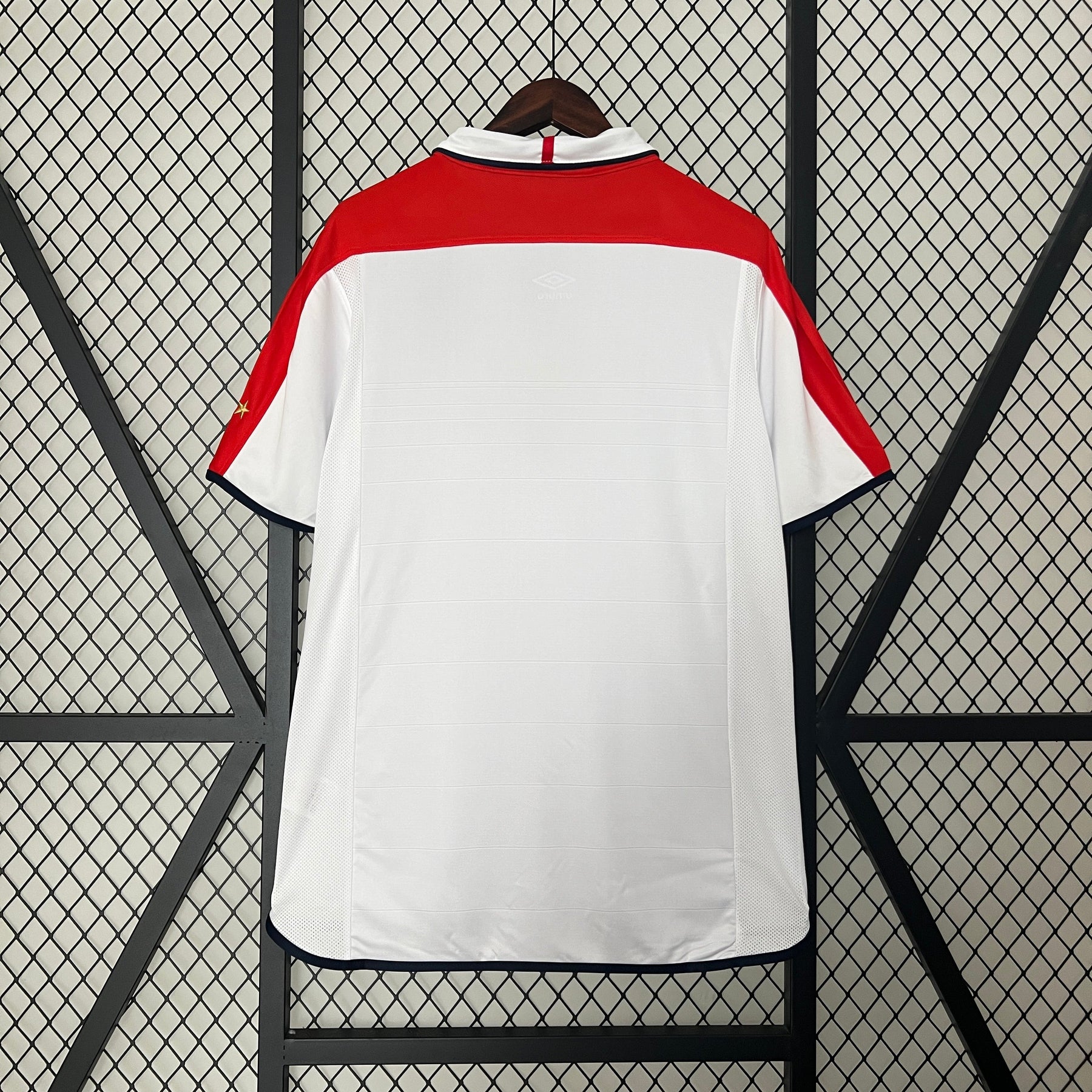 CAMISA RETRÔ INGLATERRA HOME 2004