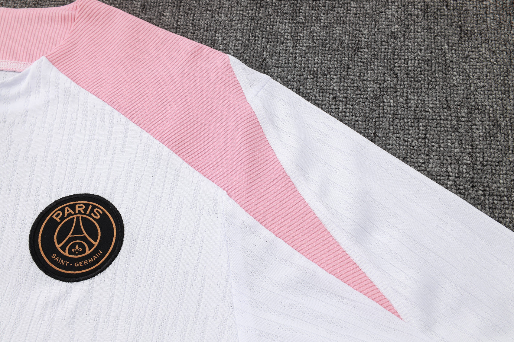 CONJUNTO DE TREINO PSG B968 VERSÃO JOGADOR 24/25