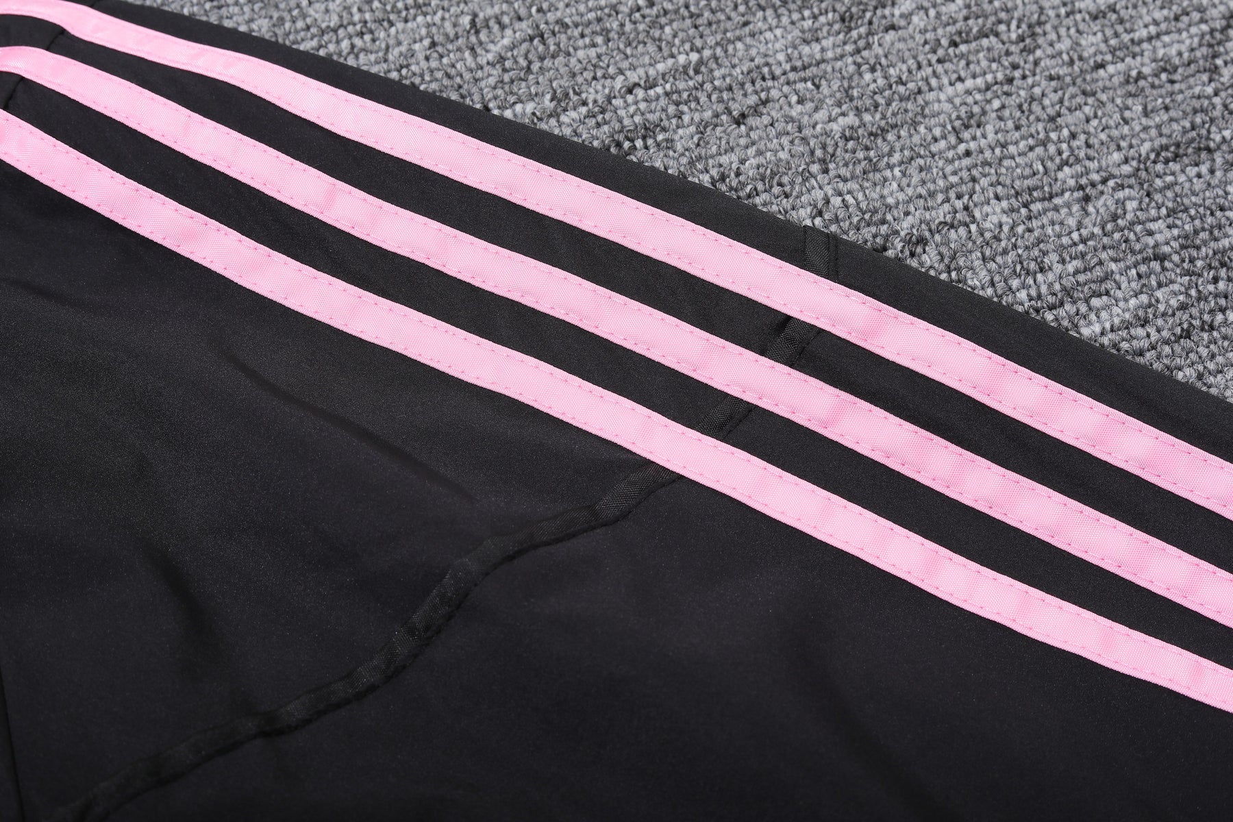 CORTA-VENTO INTER MIAMI BLACK 24/25