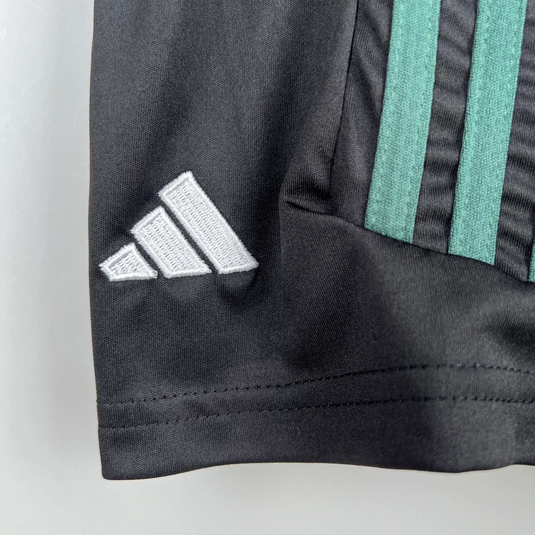 KIT INFANTIL CELTIC AWAY 23/24