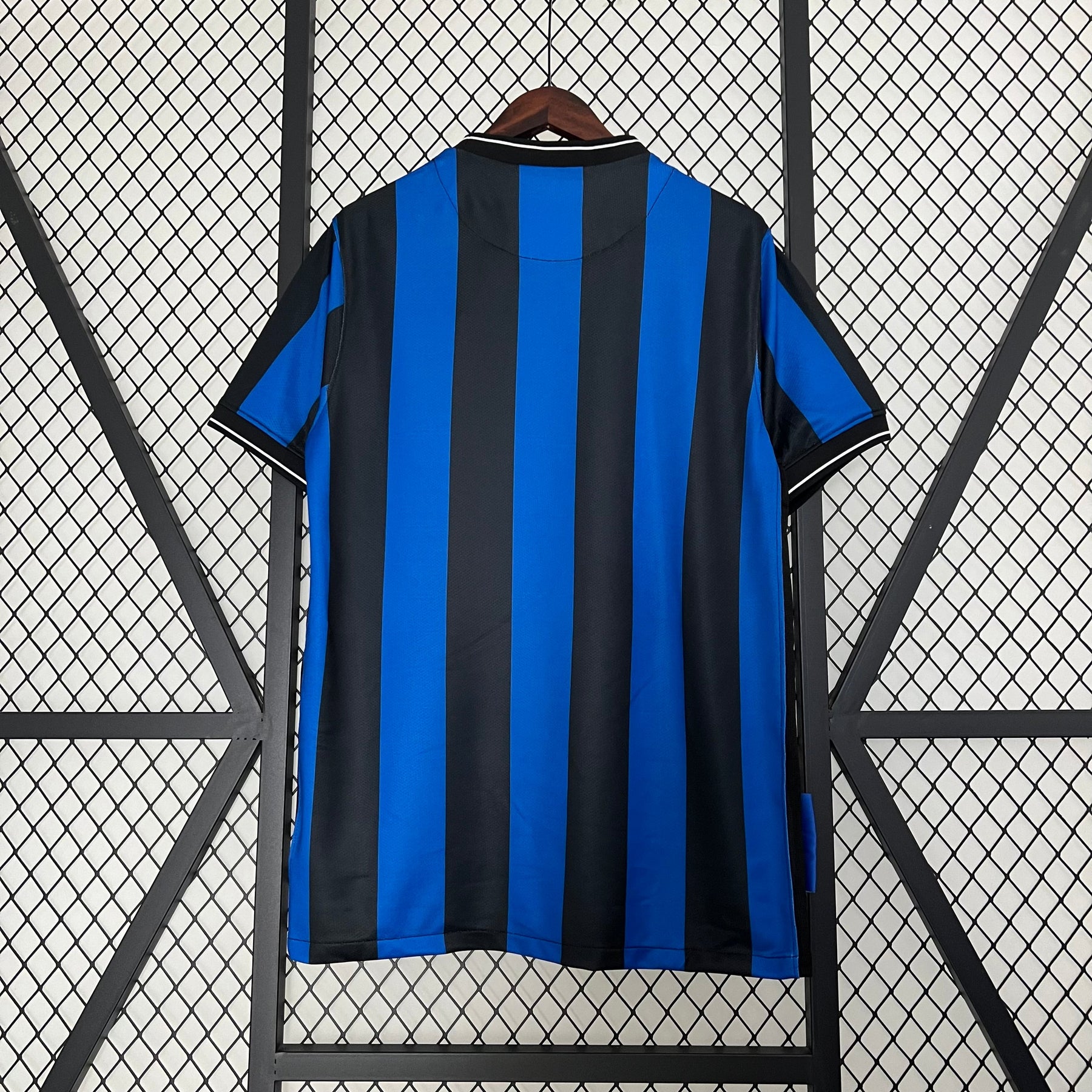CAMISA RETRÔ INTER DE MILÃO HOME 09/10