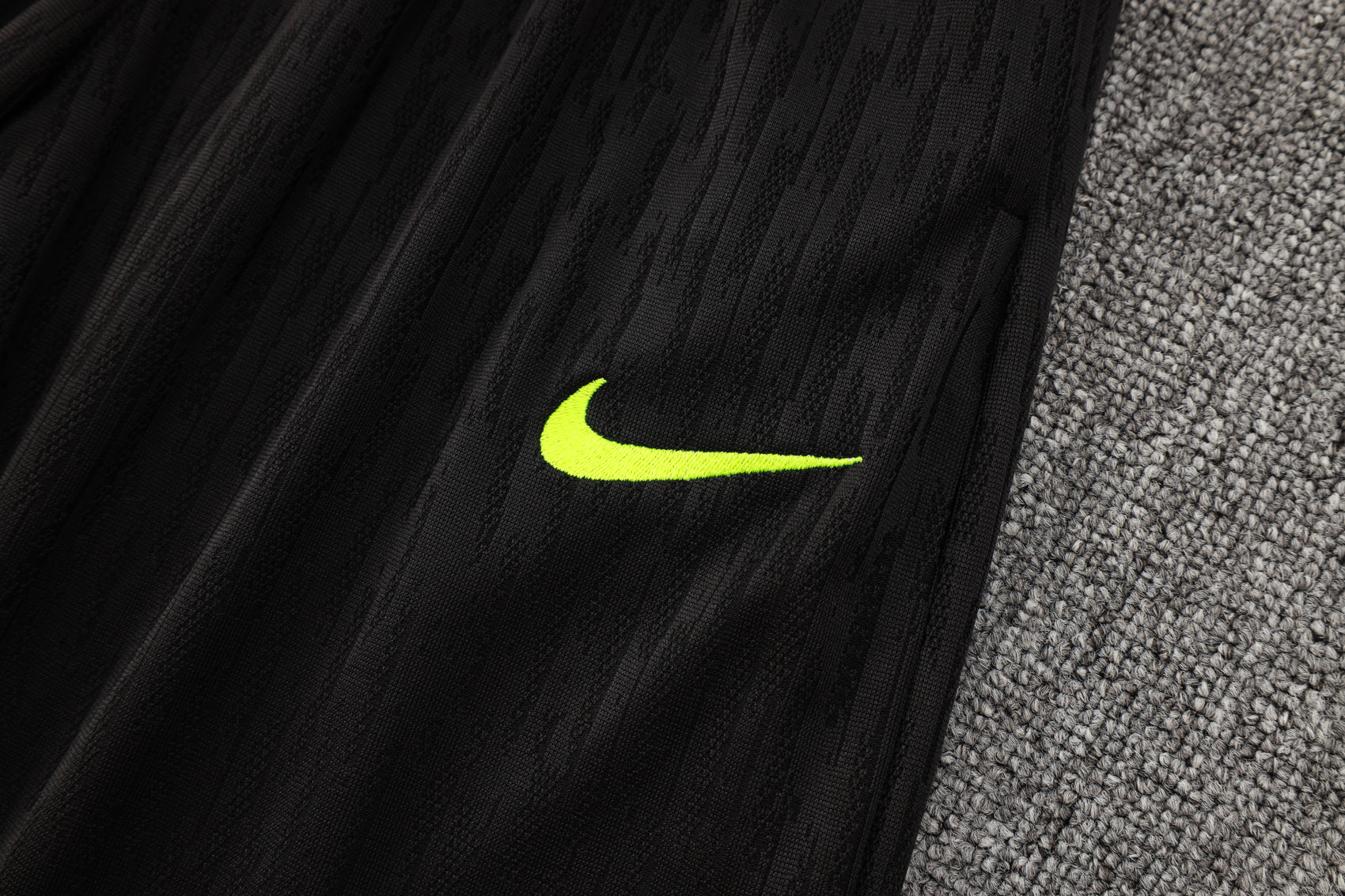 CONJUNTO DE TREINO BARCELONA VERSÃO JOGADOR B949 24/25