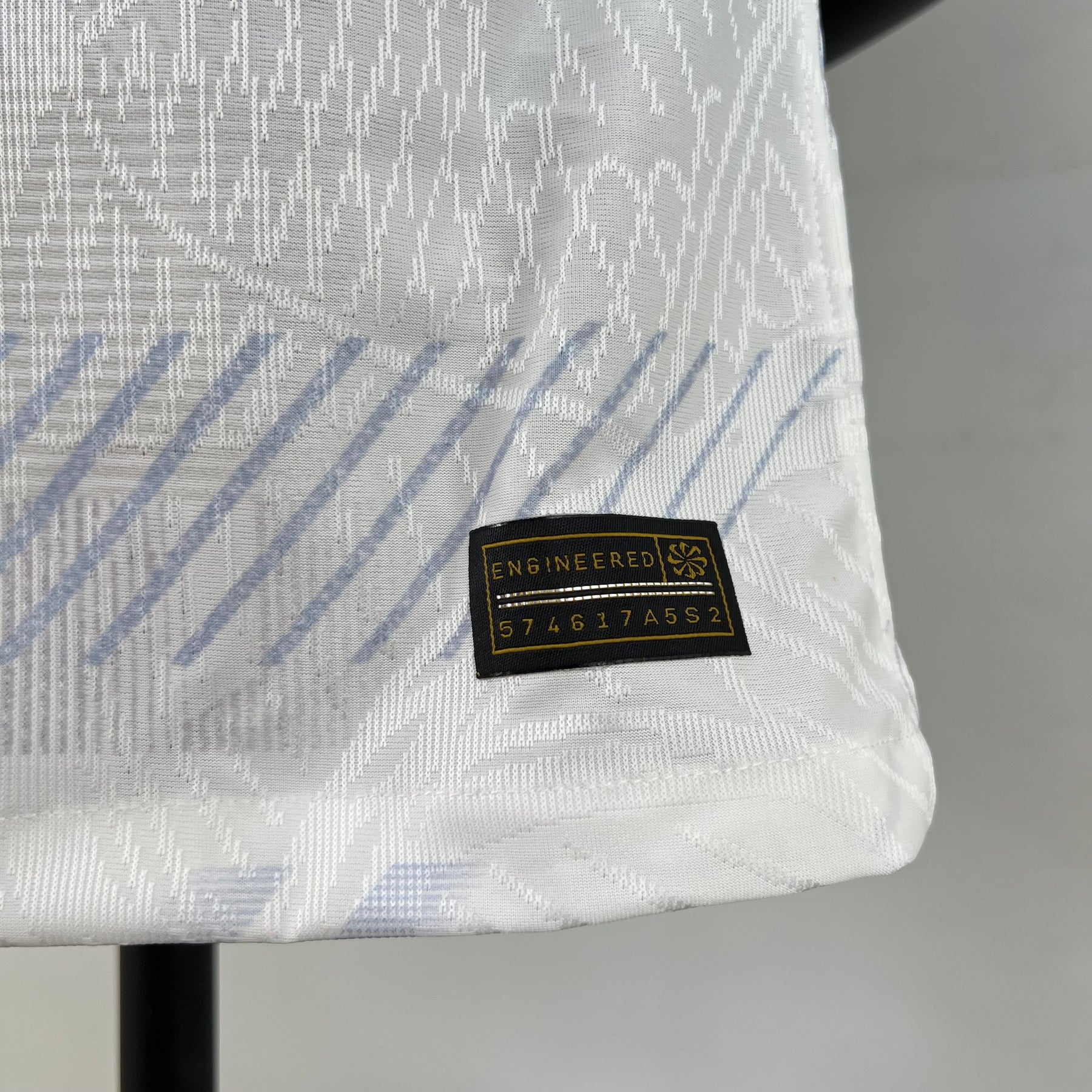 CAMISA TOTTENHAM VERSÃO JOGADOR HOME 23/24