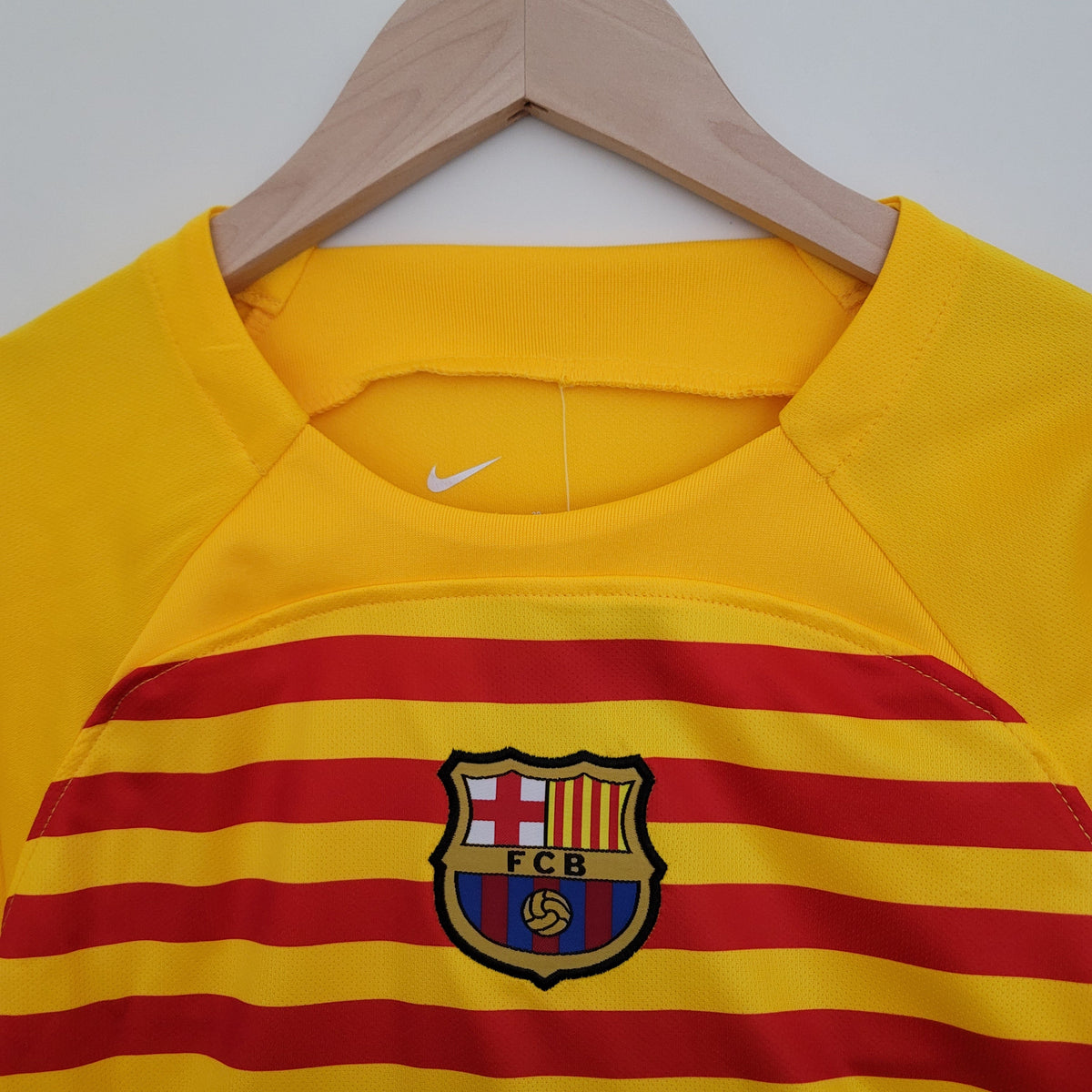 KIT INFANTIL BARCELONA FOURTH 23/24