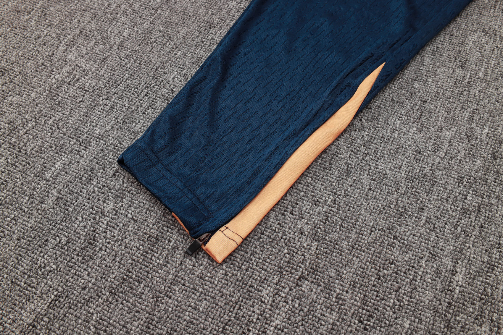 CONJUNTO DE TREINO BARCELONA VERSÃO JOGADOR B893 24/25