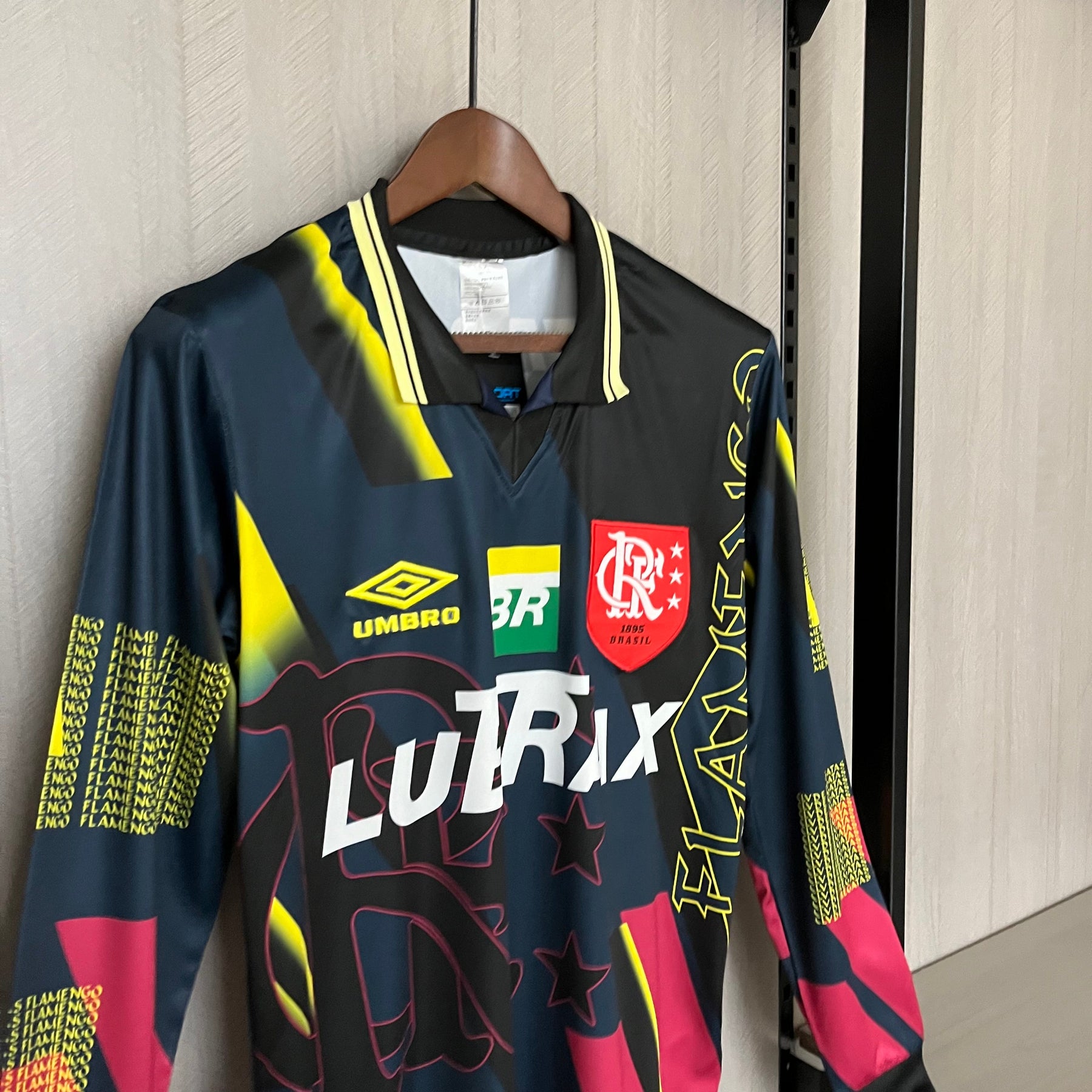 CAMISA FLAMENGO RETRÔ MANGA LONGA GOLEIRO 1997