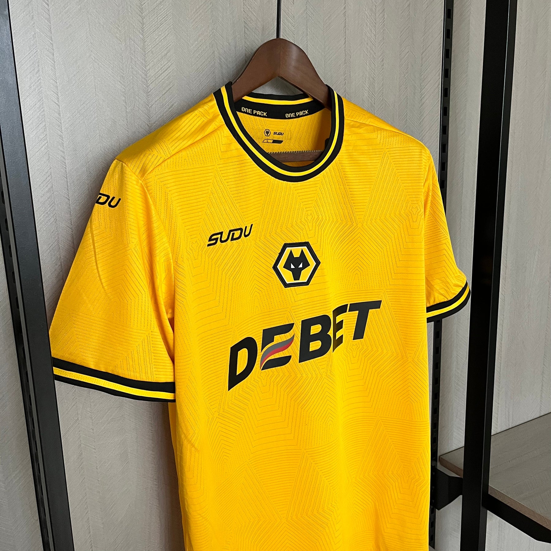 CAMISA WOLVES HOME 24/25