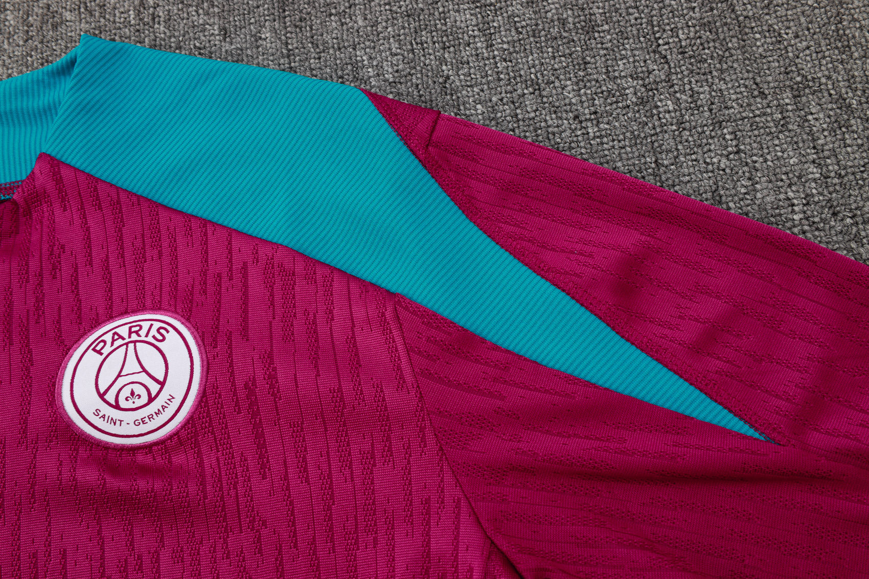 CONJUNTO DE TREINO PSG B929 VERSÃO JOGADOR 24/25