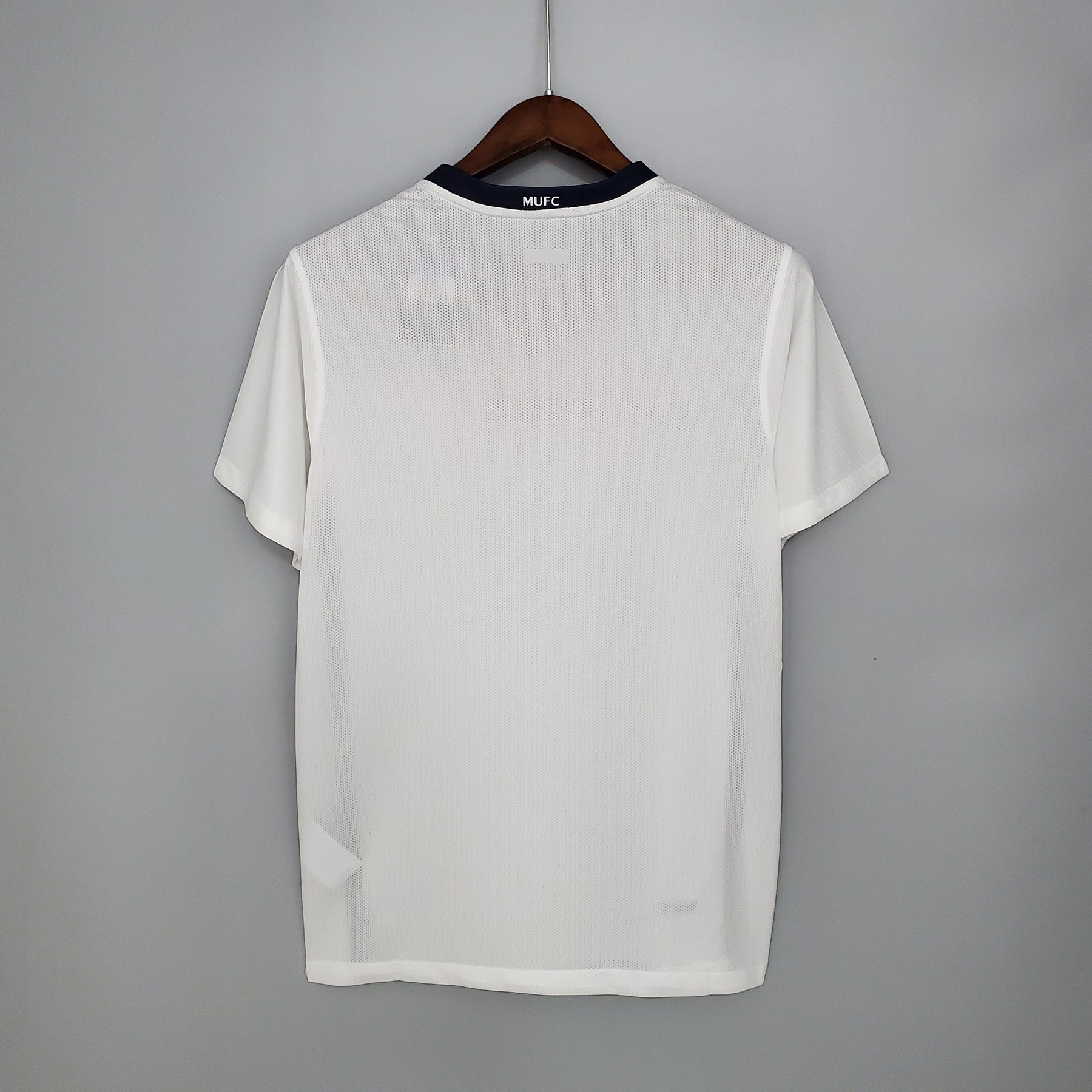 CAMISA RETRÔ MANCHESTER UNITED AWAY 07/08