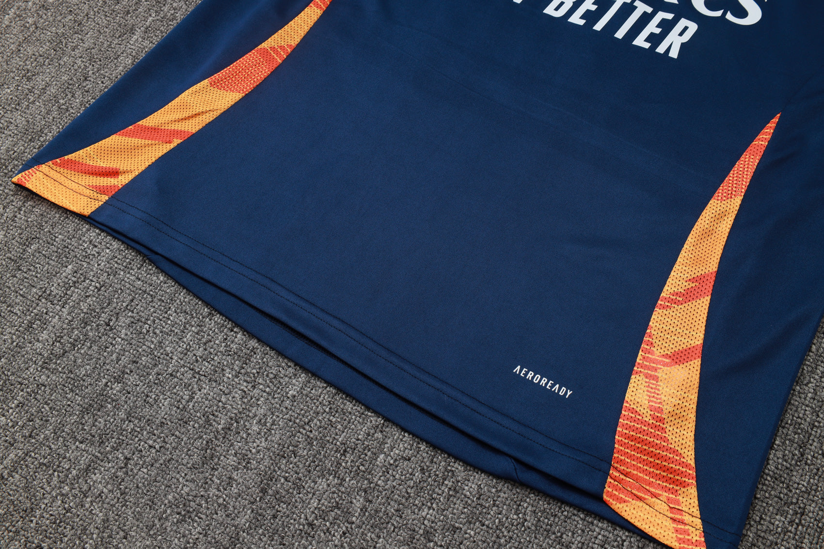 CONJUNTO DE TREINO REAL MADRID B991 24/25