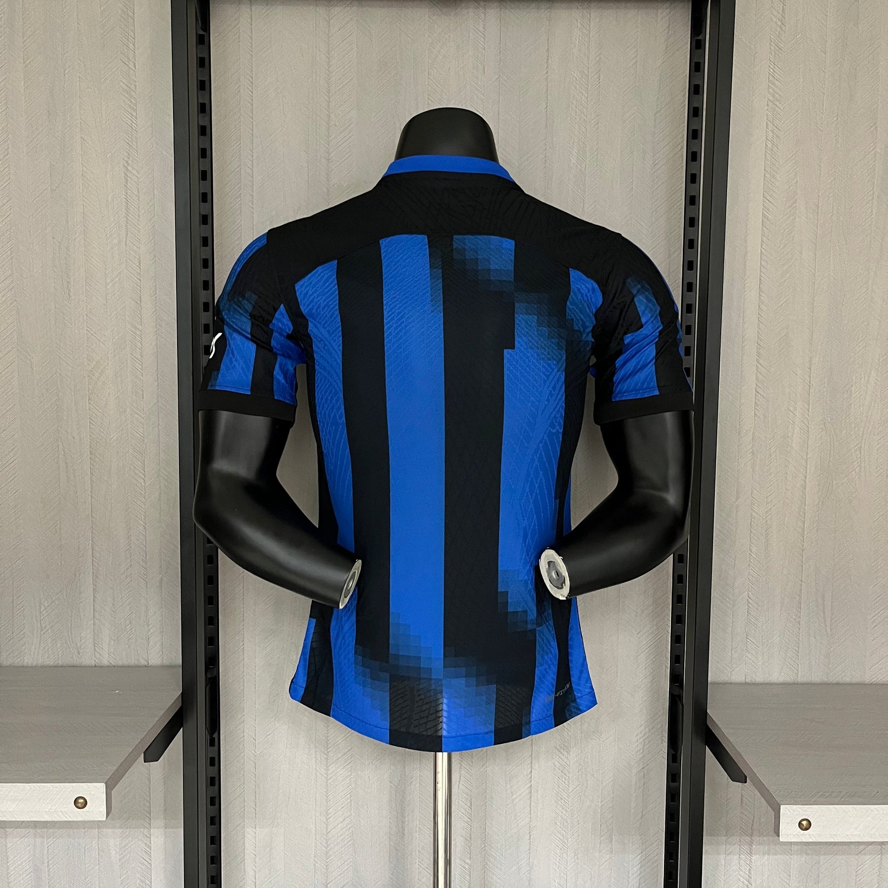 CAMISA INTER DE MILÃO VERSÃO JOGADOR HOME 23/24