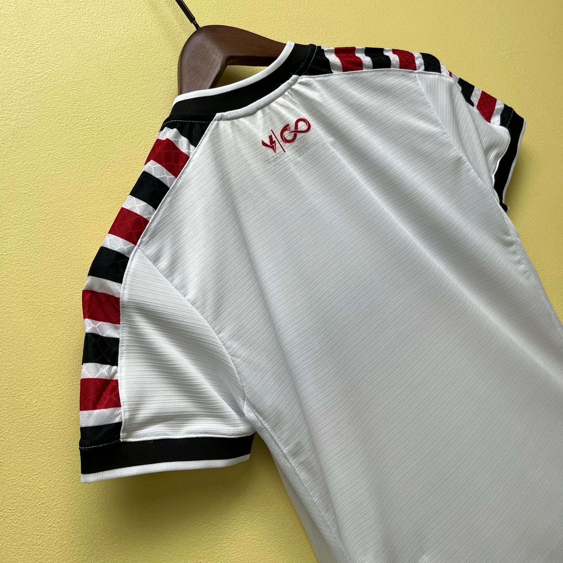 CAMISA SANTA CRUZ FEMININA AWAY 23/24