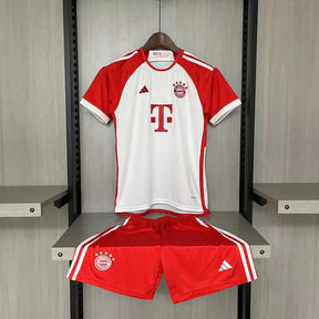 KIT INFANTIL BAYERN DE MUNICH HOME 23/24