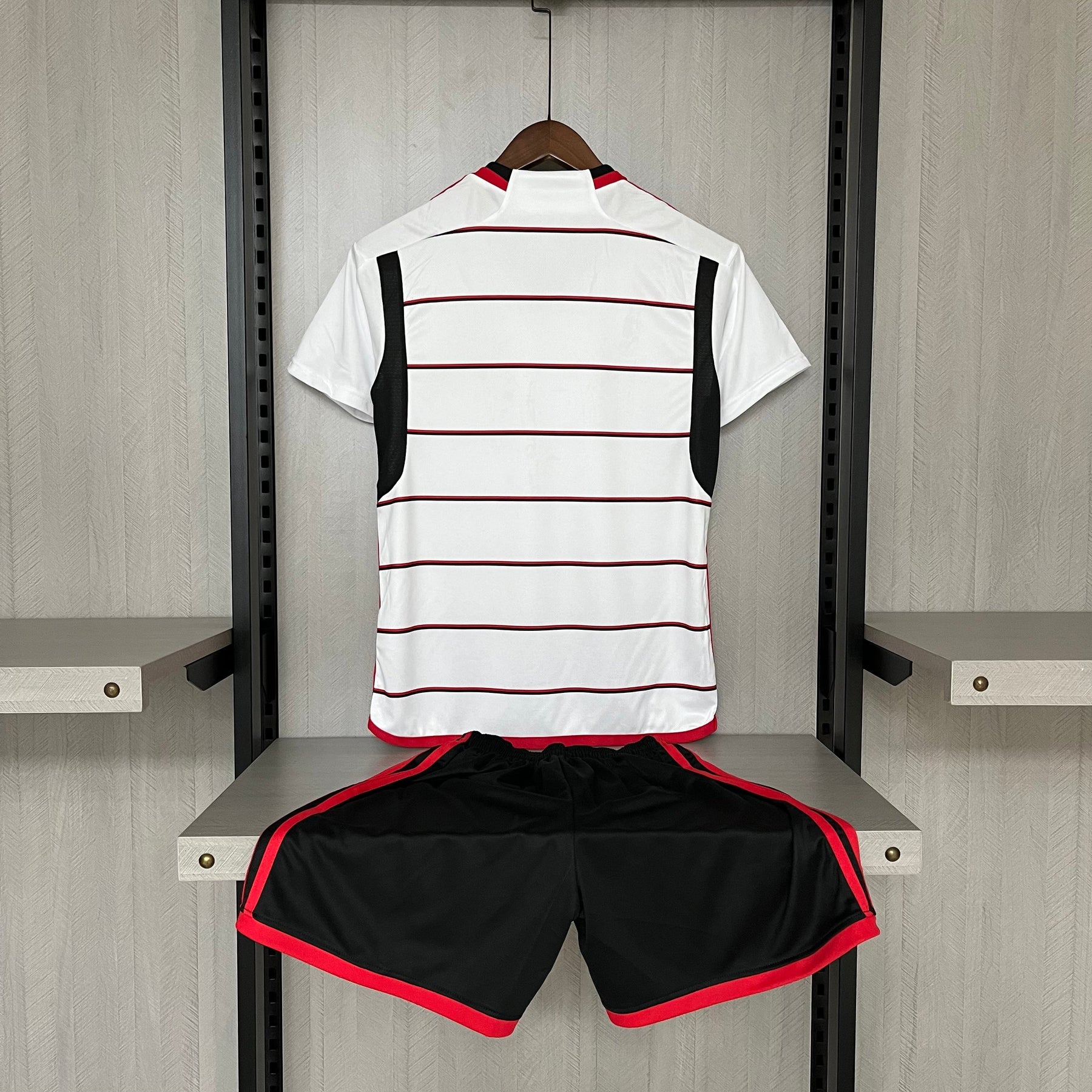 KIT INFANTIL FLAMENGO AWAY 23/24