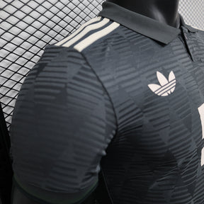 CAMISA BAYERN DE MUNICH VERSÃO JOGADOR FOURTH 24/25