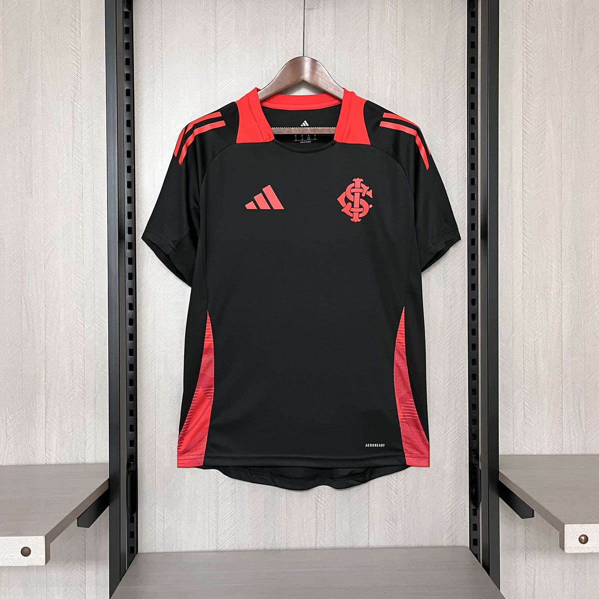CAMISA INTERNACIONAL TREINO BLACK 25/26