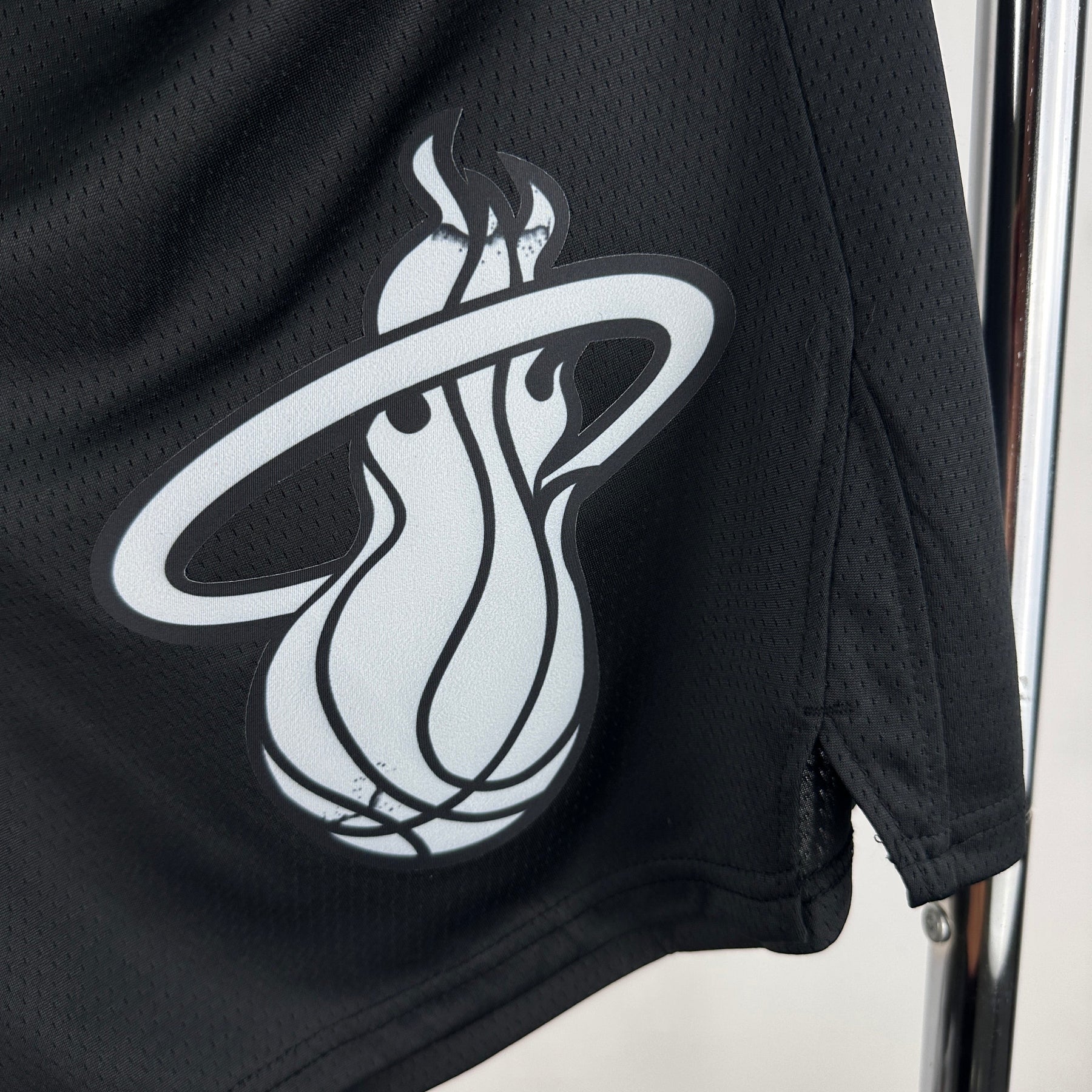 NBA SHORT MIAMI HEAT BLACK AWAY 23/24