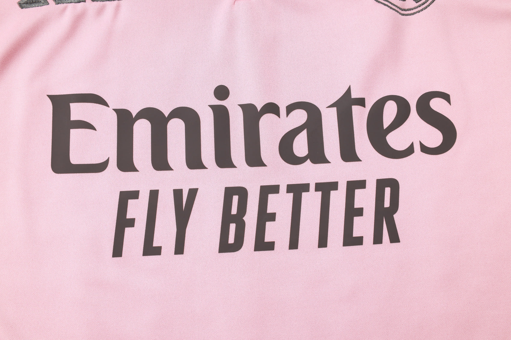 CONJUNTO DE TREINO REAL MADRID B946 24/25