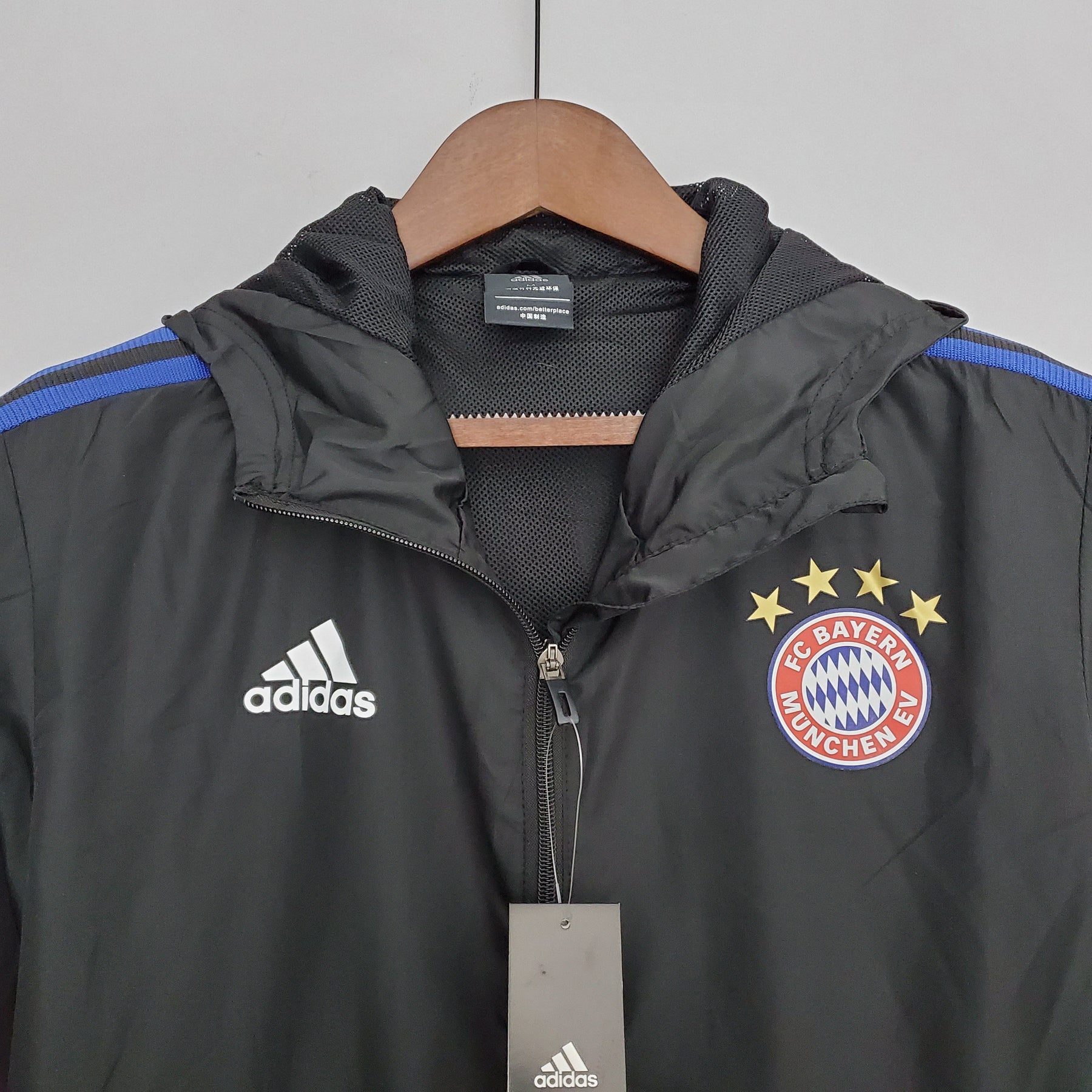 CORTA-VENTO BAYERN DE MUNICH BLACK 22/23
